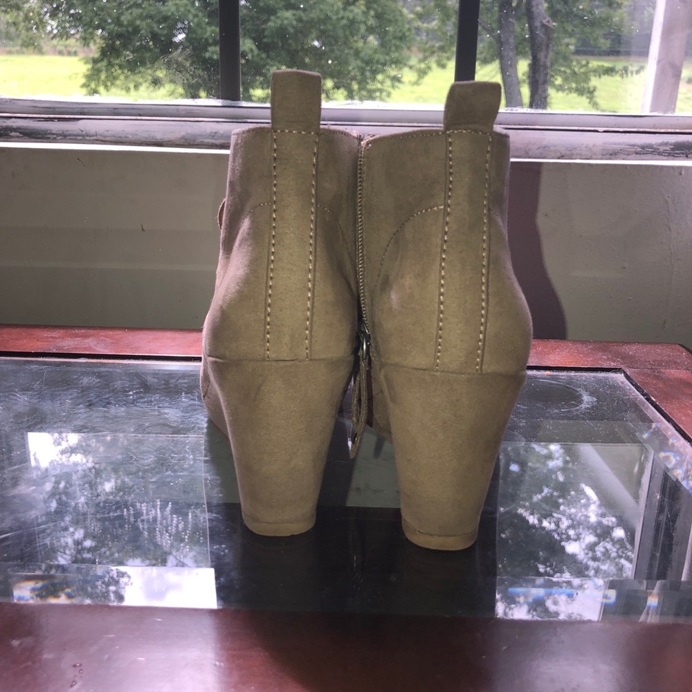 Target shoes - Picture 3 of 4